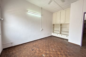 Taman OUG Freehold 2 Storey Terrace House For Sale