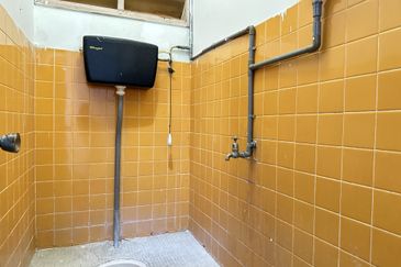 Taman OUG Freehold 2 Storey Terrace House For Sale