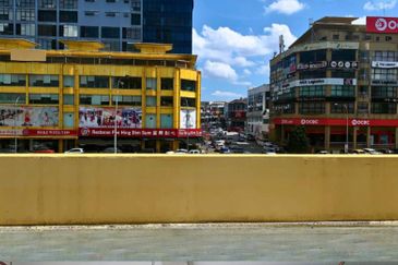 Taipan Business Centre, USJ 10