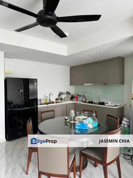 Fully Furnish Unit At Southbrooks, Desa Parkcity, Kuala Lumpur, Desa Parkcity