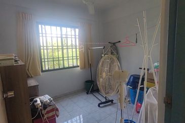 Sri Intan (Bandar Seri Alam)