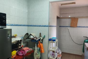 Sri Intan (Bandar Seri Alam)