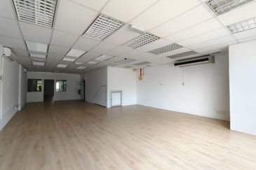 Bina Park, Bandar Seri Alam