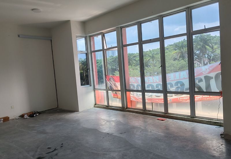 Bina Park, Bandar Seri Alam