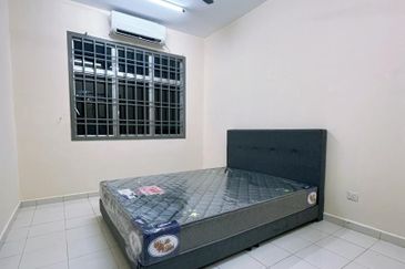 Villa Krystal, Bandar Selesa Jaya