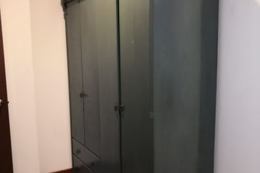 Aloha Tower Condominium