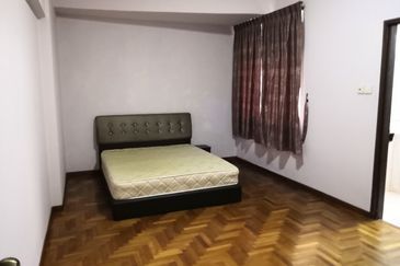 Aloha Tower Condominium