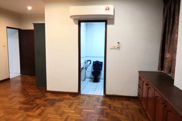 Aloha Tower Condominium