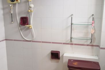 Aloha Tower Condominium