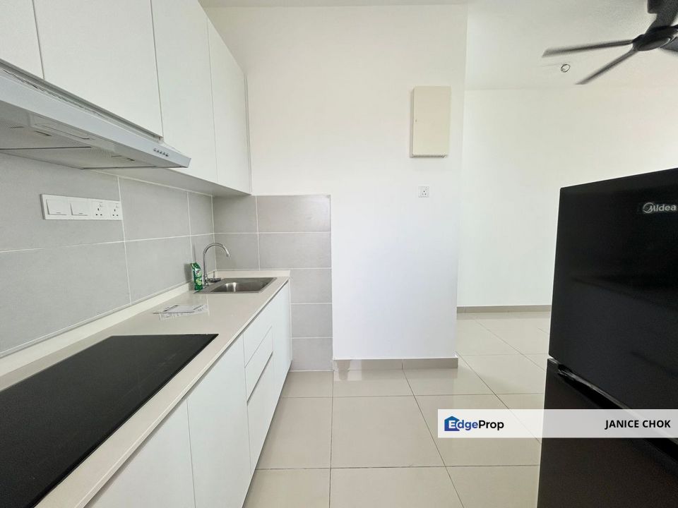 New Brand Apt For Rent RM 1800 @Tmn Aliff Height JB, Johor, Johor Bahru