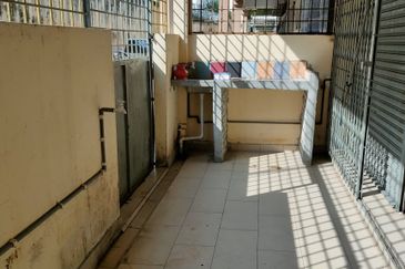 Sri Ehsan Shop Apartment At Taman Sri Ehsan, Kepong For Sale