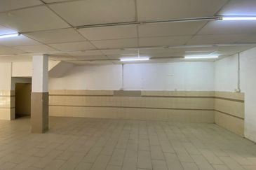 Sri Ehsan Shop Apartment At Taman Sri Ehsan, Kepong For Sale