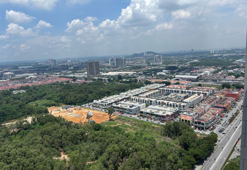 THE PULSE RESIDENCE & THE PULSE