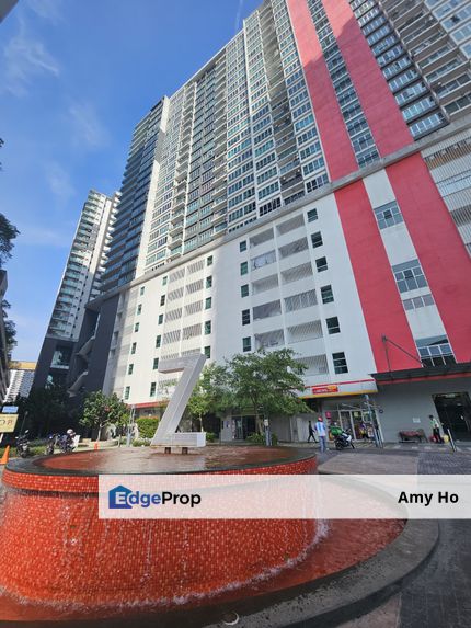 The Zizz Corner lot, naxt with this unit got a big meeting hall can rent from management, Selangor, Damansara Damai