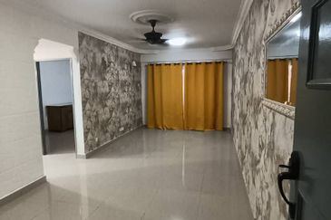 Idaman Sutera Condominium