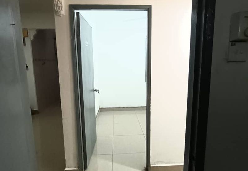 Idaman Sutera Condominium