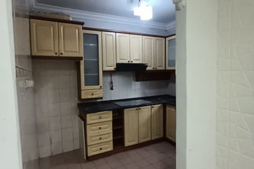 Idaman Sutera Condominium