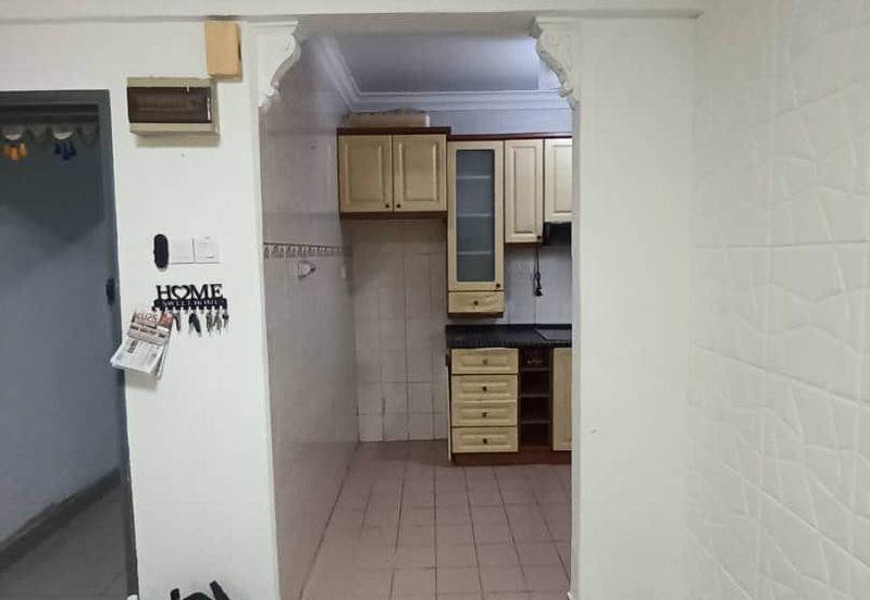 Idaman Sutera Condominium