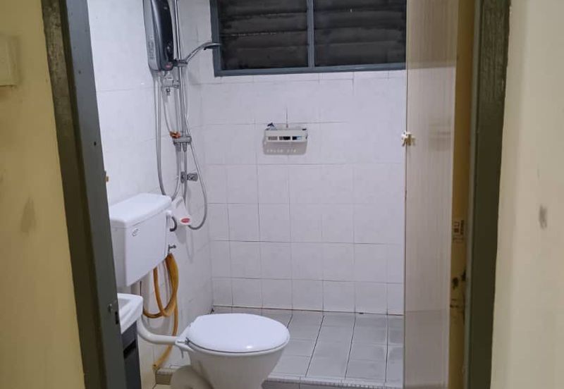 Idaman Sutera Condominium