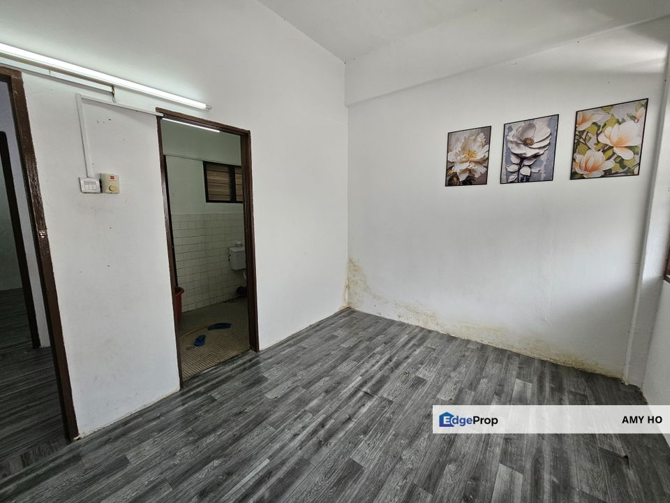 [Ground Floor Freehold] Gombak Court Apartment Setapak Kuala Lumpur Easy access high ceiling, Kuala Lumpur, Setapak