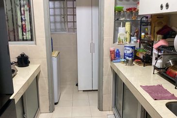 Beverly Tower @ Plaza Medan Putra