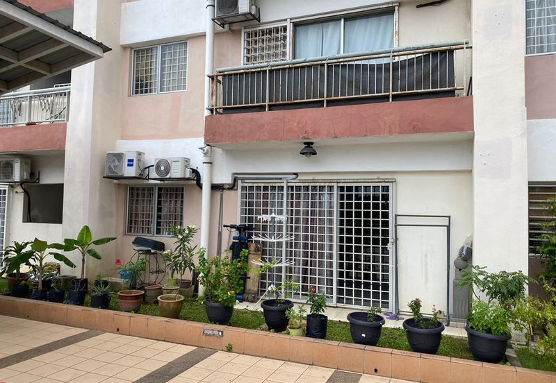 Beverly Tower @ Plaza Medan Putra