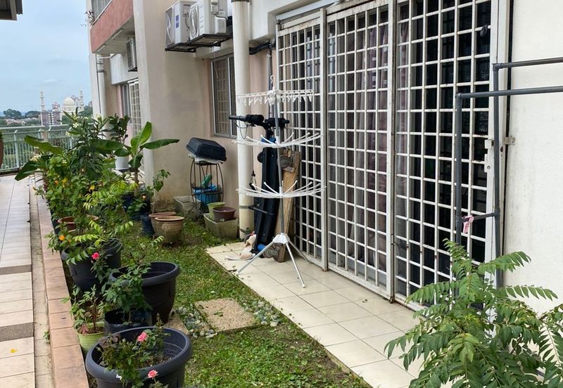 Beverly Tower @ Plaza Medan Putra