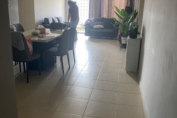 Beverly Tower @ Plaza Medan Putra