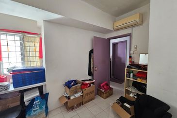 Avelon Tower @ Plaza Medan Putra