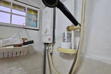 Avelon Tower @ Plaza Medan Putra