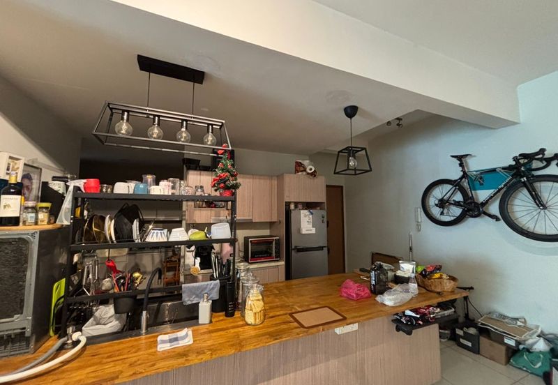 Royal Regent Sri Putramas III