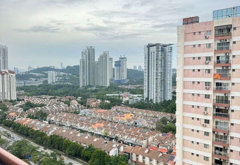 Avelon Tower @ Plaza Medan Putra