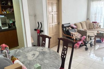 Avelon Tower @ Plaza Medan Putra