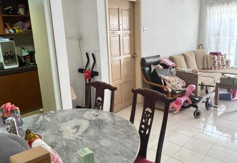 Avelon Tower @ Plaza Medan Putra