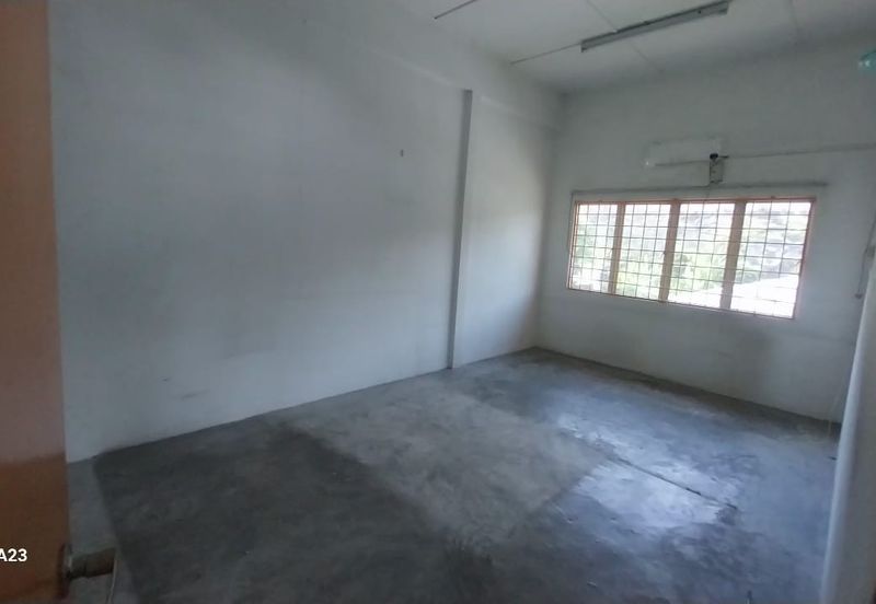 Jalan Besar Bandar Baru Sungai Buloh 