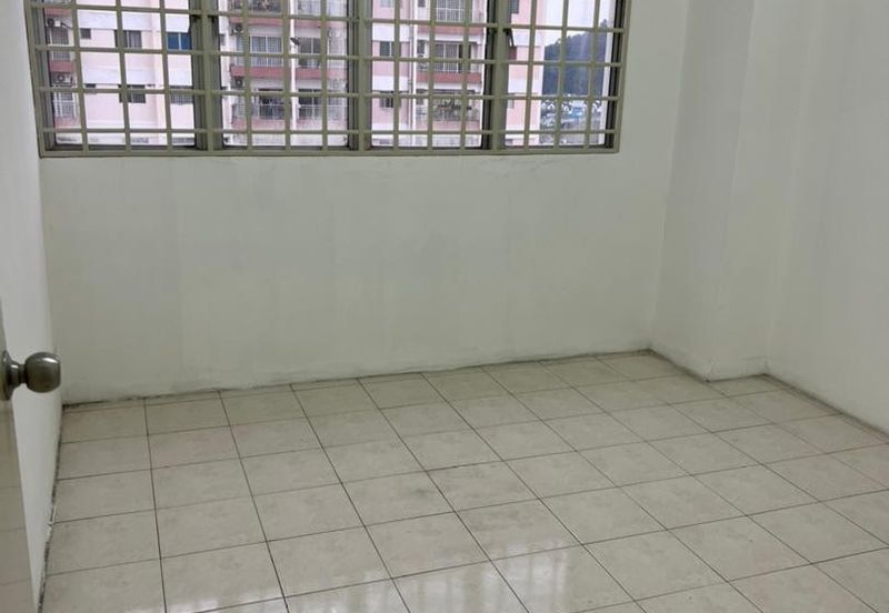 Avelon Tower @ Plaza Medan Putra