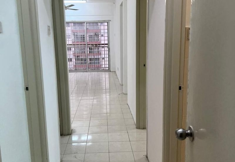 Avelon Tower @ Plaza Medan Putra