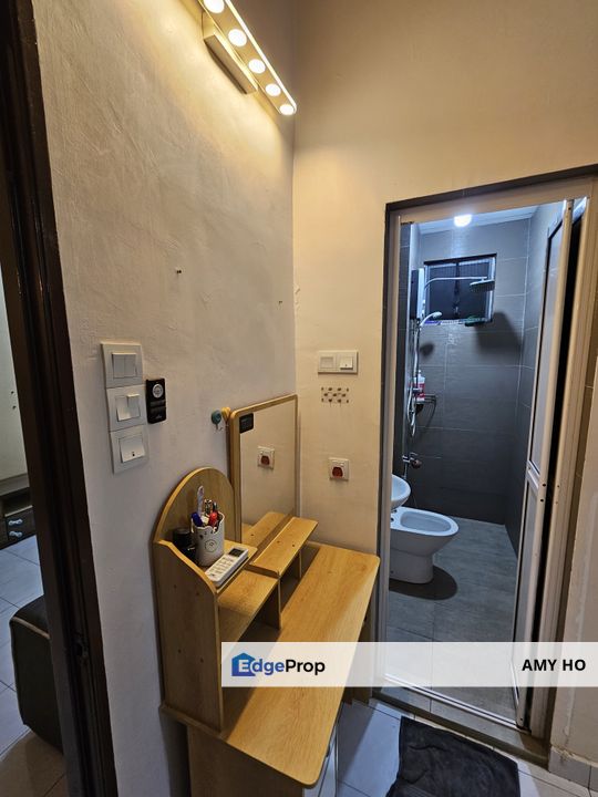 corner lot well kept well maintained 23 dec 2025 vacant, Selangor, Selayang