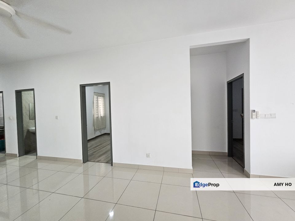 Corner lot the herz Kepong Near MRT partially furnished unit, Kuala Lumpur, Kepong