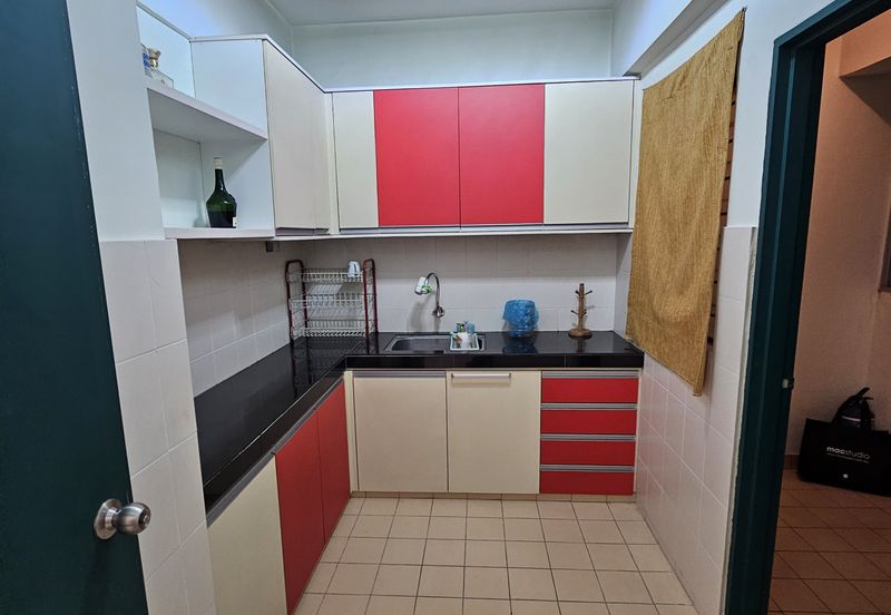 Avelon Tower @ Plaza Medan Putra