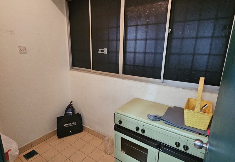 Avelon Tower @ Plaza Medan Putra