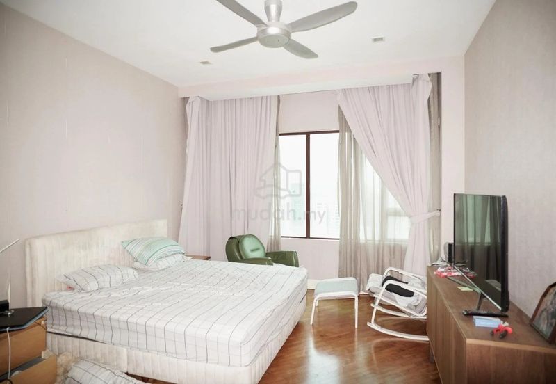 Mont Kiara Damai Resort Condominium