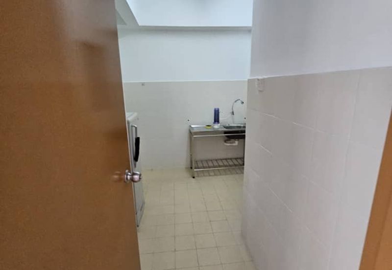 Avelon Tower @ Plaza Medan Putra