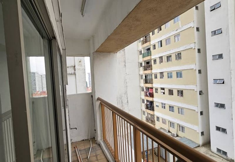 Avelon Tower @ Plaza Medan Putra