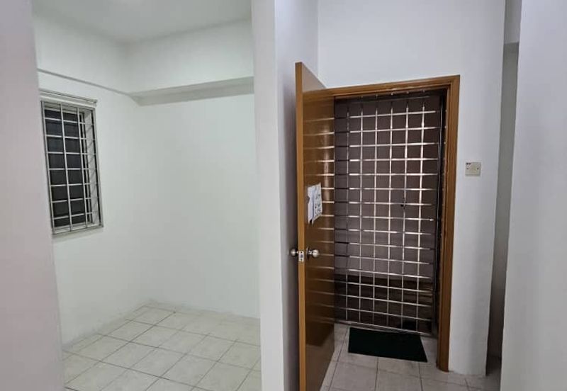 Avelon Tower @ Plaza Medan Putra