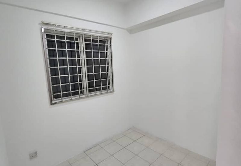 Avelon Tower @ Plaza Medan Putra