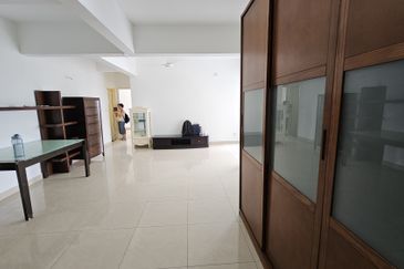 Rivercity Condominium