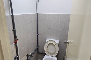 Rivercity Condominium