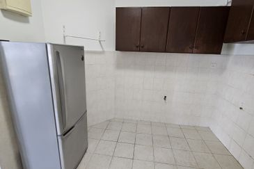 Rivercity Condominium