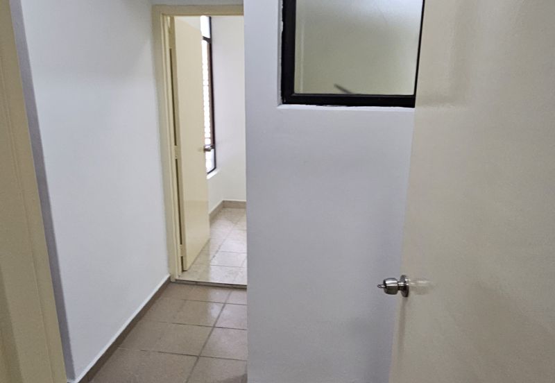 Rivercity Condominium